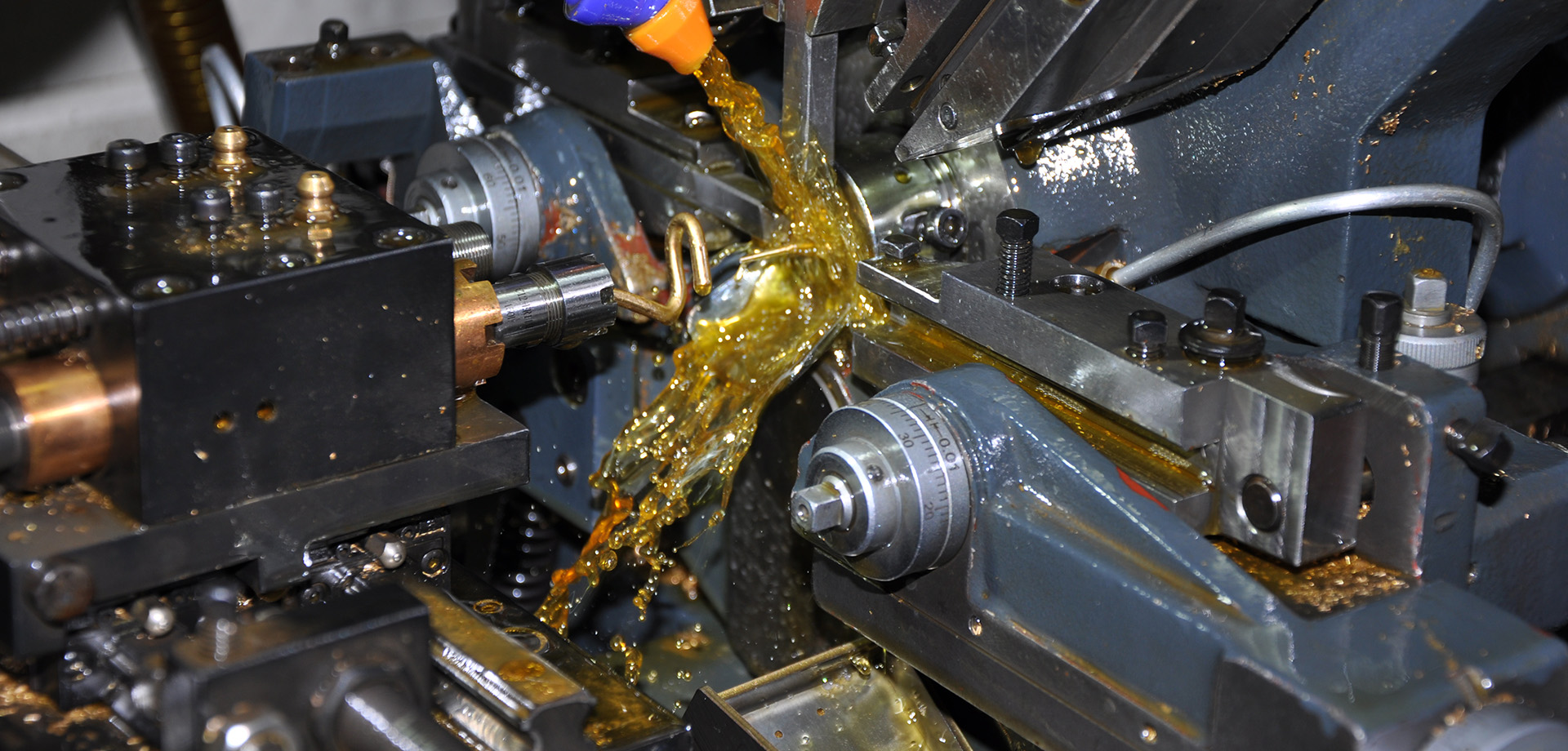 CONNODER康诺德 可靠连接专家-品牌连接器专业制造商- 专注于M5 M8 M9 M12 M16 7/8 欧标连接器